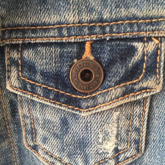 EUC Abercrombie Kids Denim Jacket 💙⚪️ - Picture 11 of 13
